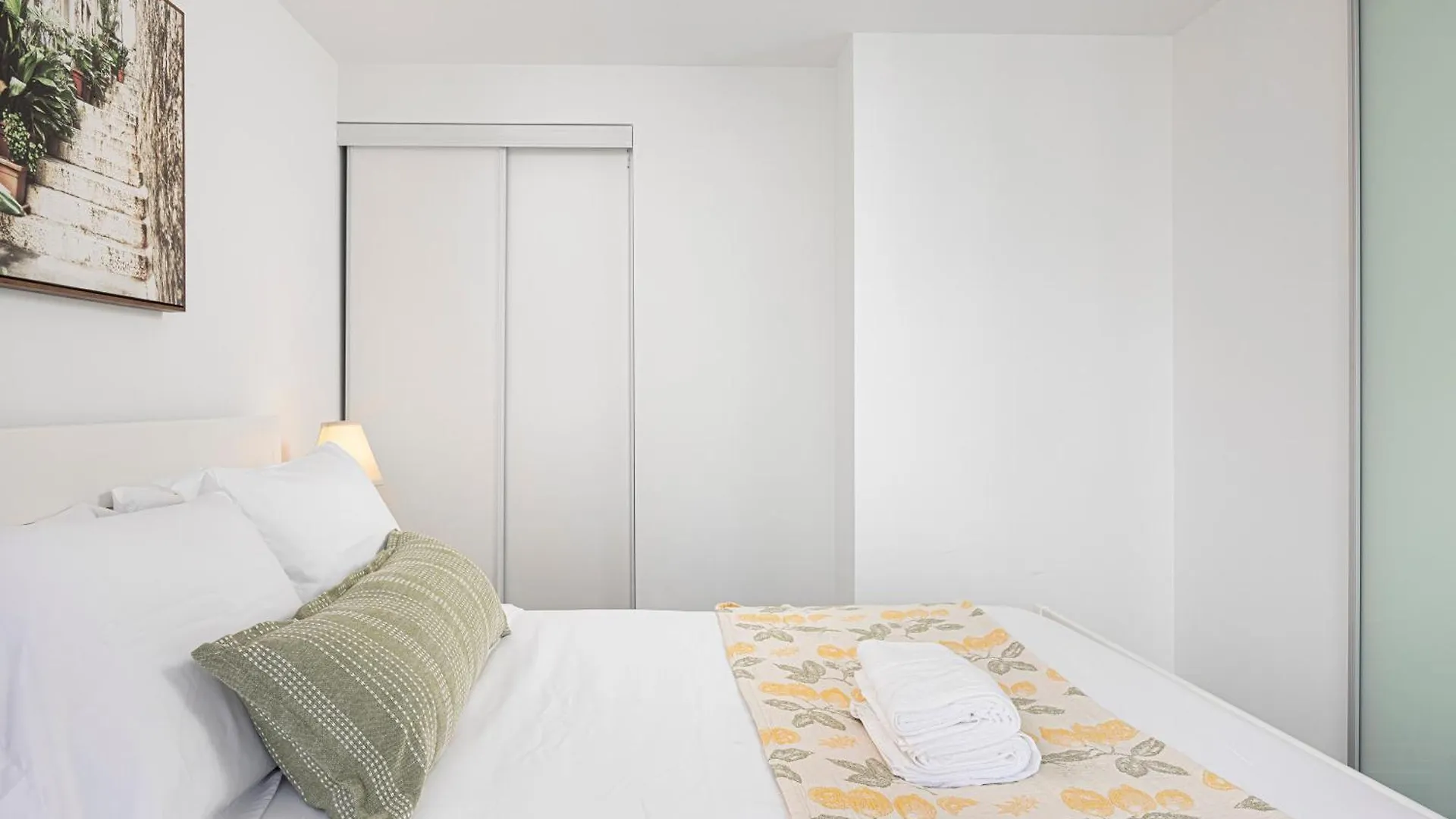 Luxury & Modern Suite 5 Minutes From Eaton Center トロント