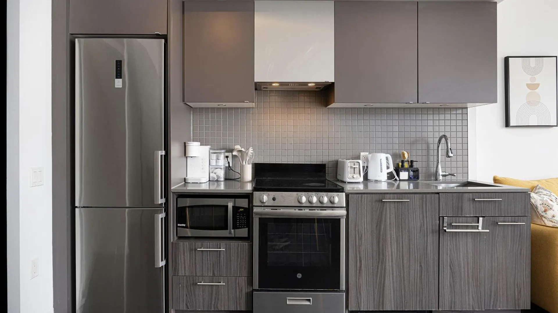 Luxury & Modern Suite 5 Minutes From Eaton Center トロント