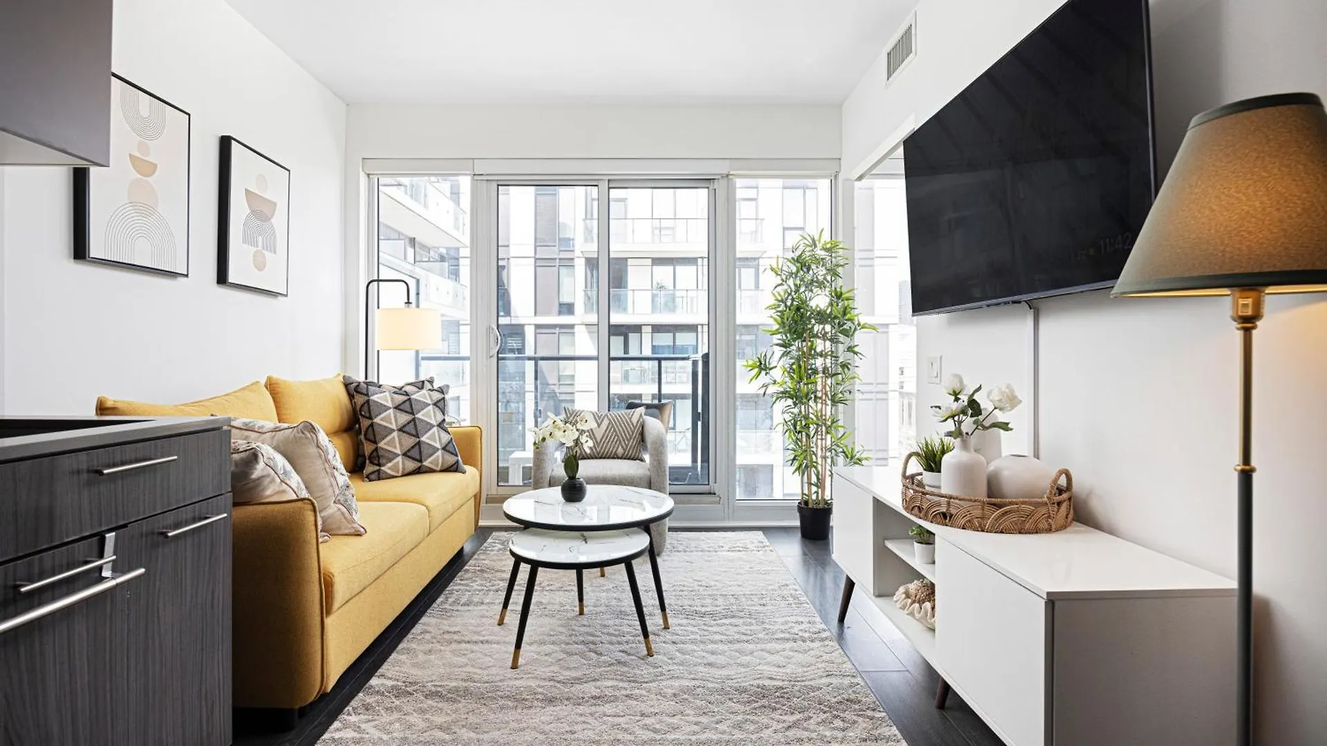 Luxury & Modern Suite 5 Minutes From Eaton Center トロント 0*,  カナダ
