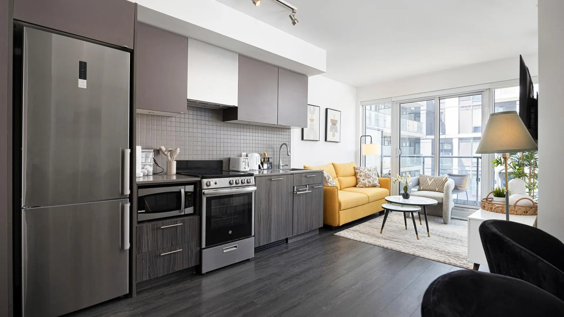 Luxury & Modern Suite 5 Minutes From Eaton Center トロント